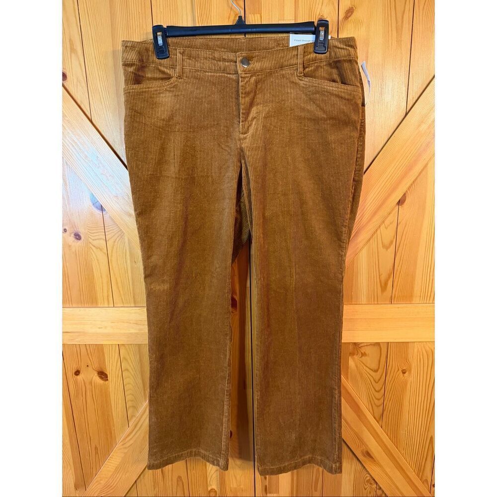 Christopher & Banks Barely Boot Shaped Fit Mid-Rise Corduroy Pants Size 14P nwt